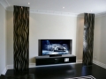 Textured Glass Panels for Stan