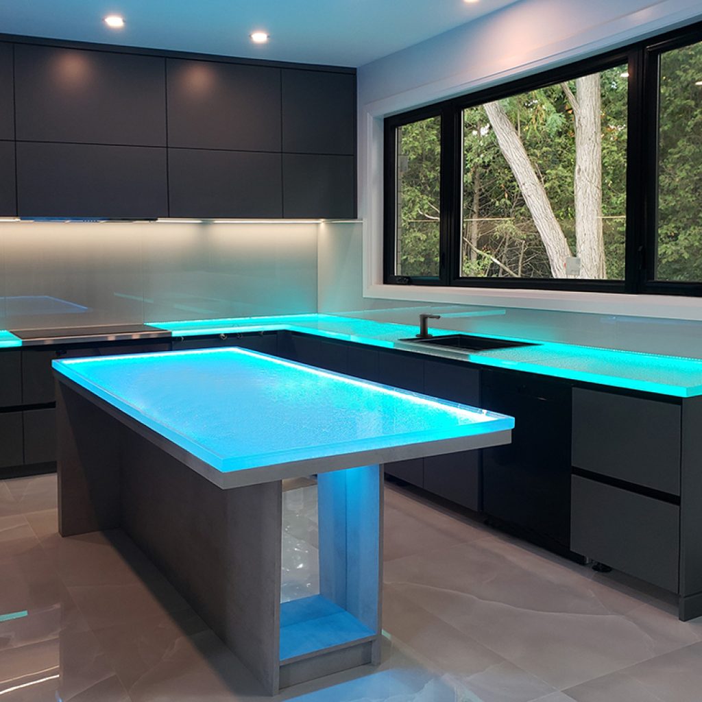 Glass counters for kitchens and islands